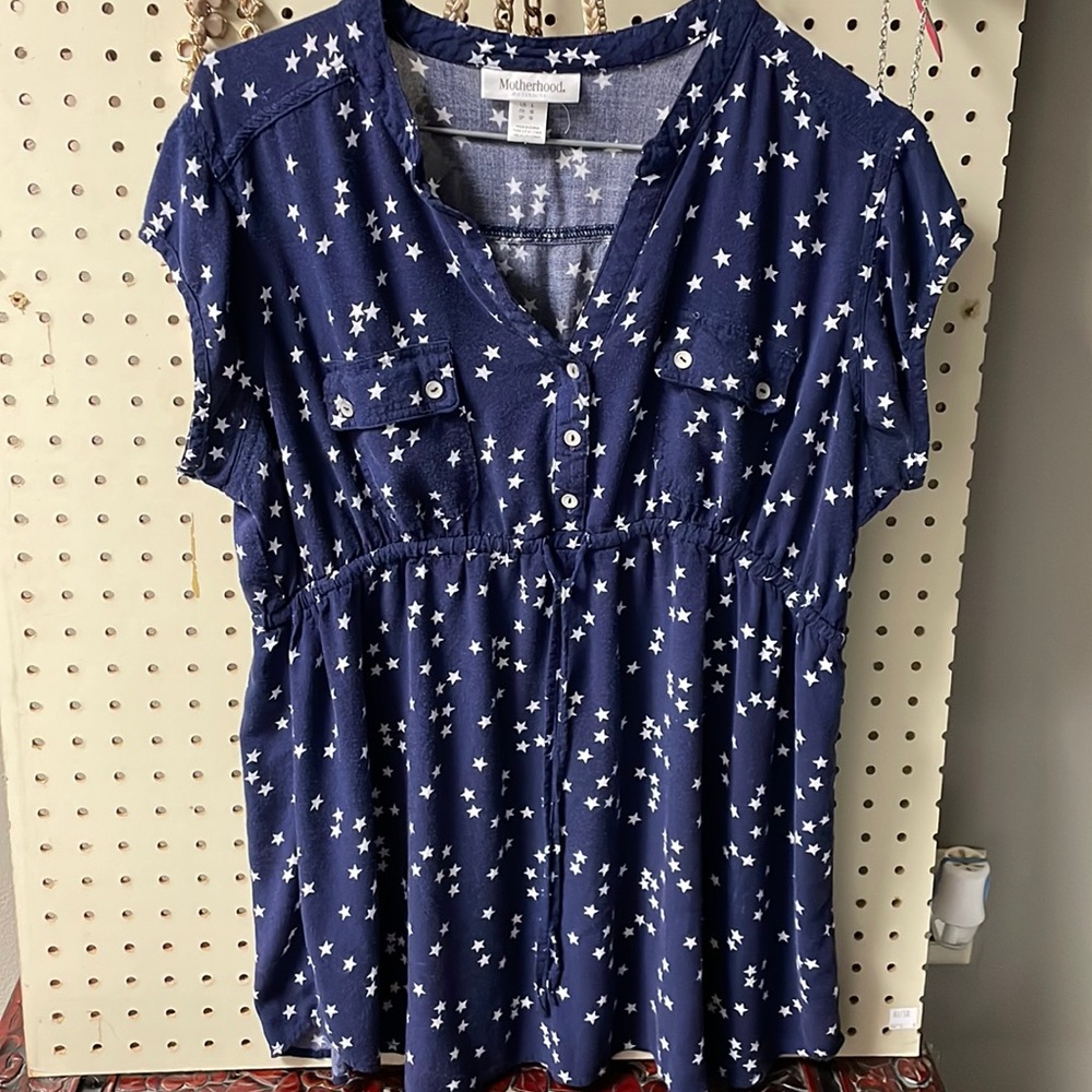 Motherhood Maternity Blouse size Large